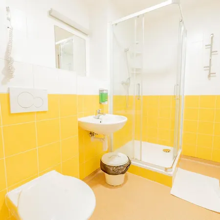 Hostel Drunken Monkey Prague